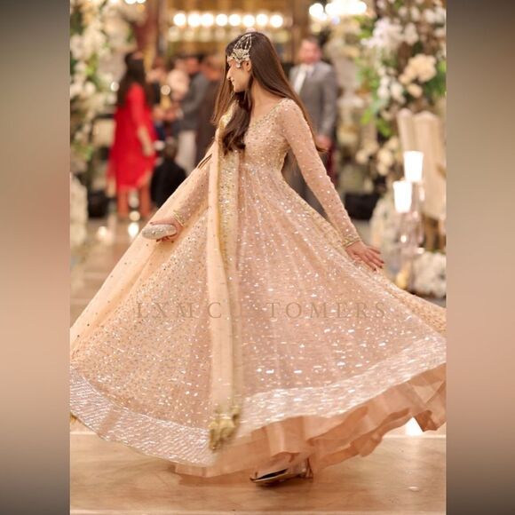 LXM OFFICIAL PAKISTANI AUTHENTIC BRIDAL MIRRORED SEQUIN DESIGNER FLARED DRESS - Picture 3 of 17
